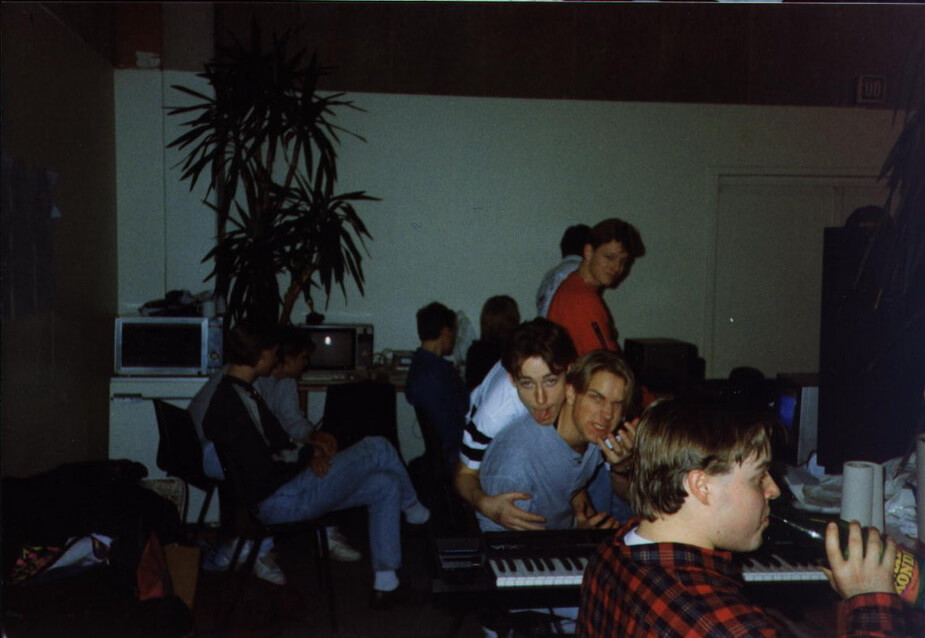 Scortia and Zonix being affectionate while Ricky looks a bit jealous. THA is trying to get in shape by having a burp of Faxe Kondi at The Party I - 1991